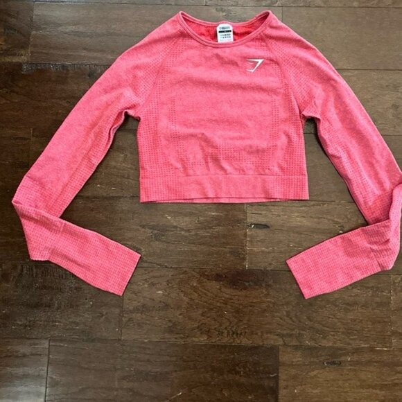 GYMSHARK- vital crop top, red, size small-EUC - Picture 3 of 10